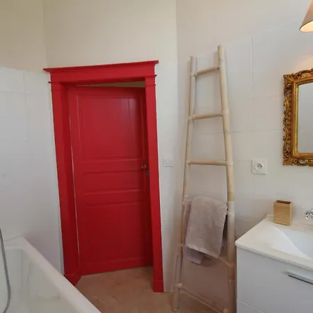 Vivez Le Charme Du Château Avec Wifi à - Fr-1-497-102 *