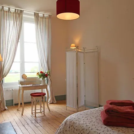 Feriehus Chateau Elegant Avec Grand Parc, Animaux, Cheminee, Jeux, Et Confort Dans Le Perche - Fr-1-497-102 Bellavilliers