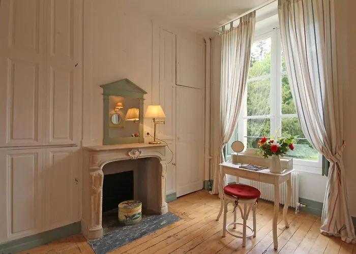 Hébergement de vacances Vivez Le Charme Du Château Avec Wifi à - Fr-1-497-102 Bellavilliers