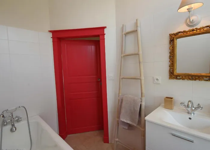 Vivez Le Charme Du Château Avec Wifi à - Fr-1-497-102 *