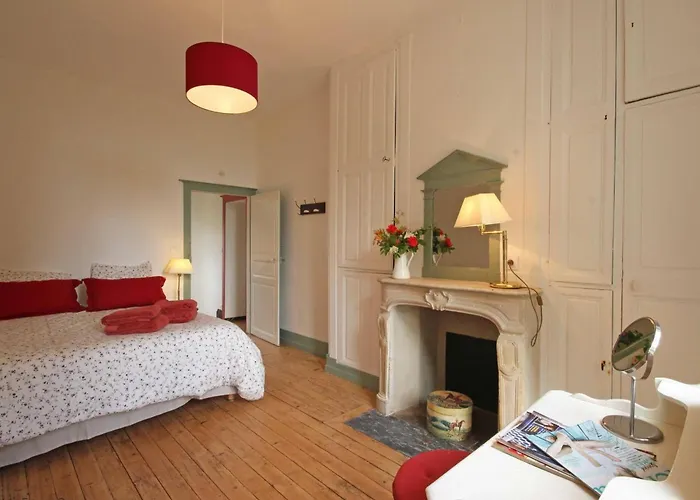 Vivez Le Charme Du Château Avec Wifi à - Fr-1-497-102 Hébergement de vacances Bellavilliers